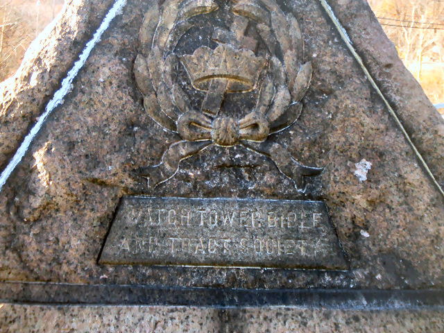 CTRussellGrave4